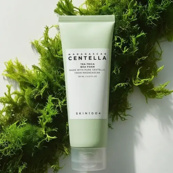 SKIN1004 MADAGASCAR CENTELLA TEA-TRICA BHA FOAM 125ML